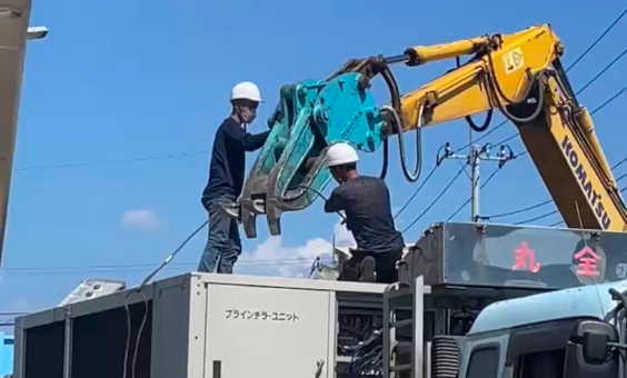 荷物の積み下ろし